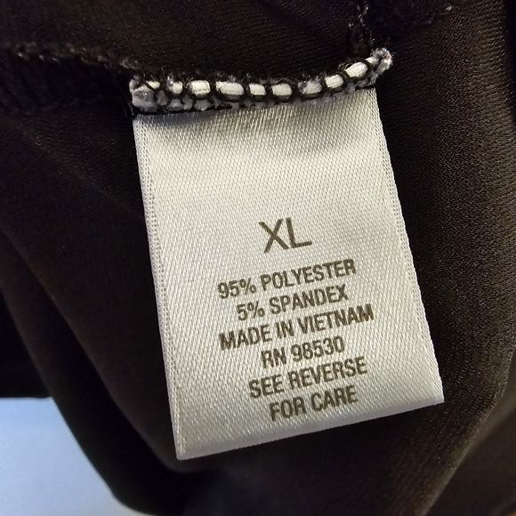 Black Career Tank - Picture 2 of 4